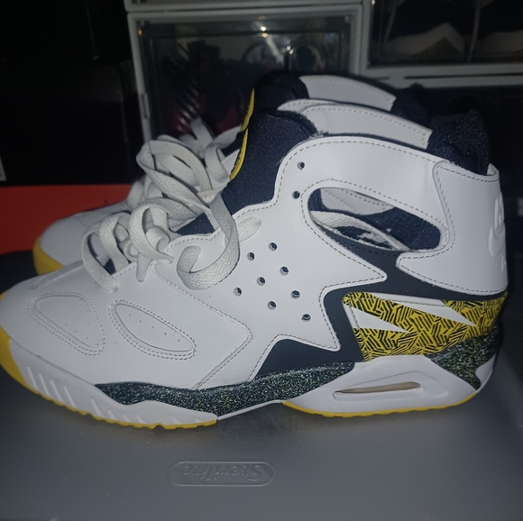 SOLD VERY RARE VINTAGE BRAND NEW Nike Air Tech Challenge Hurache- Agassi sz 9 - Picture 7 of 8